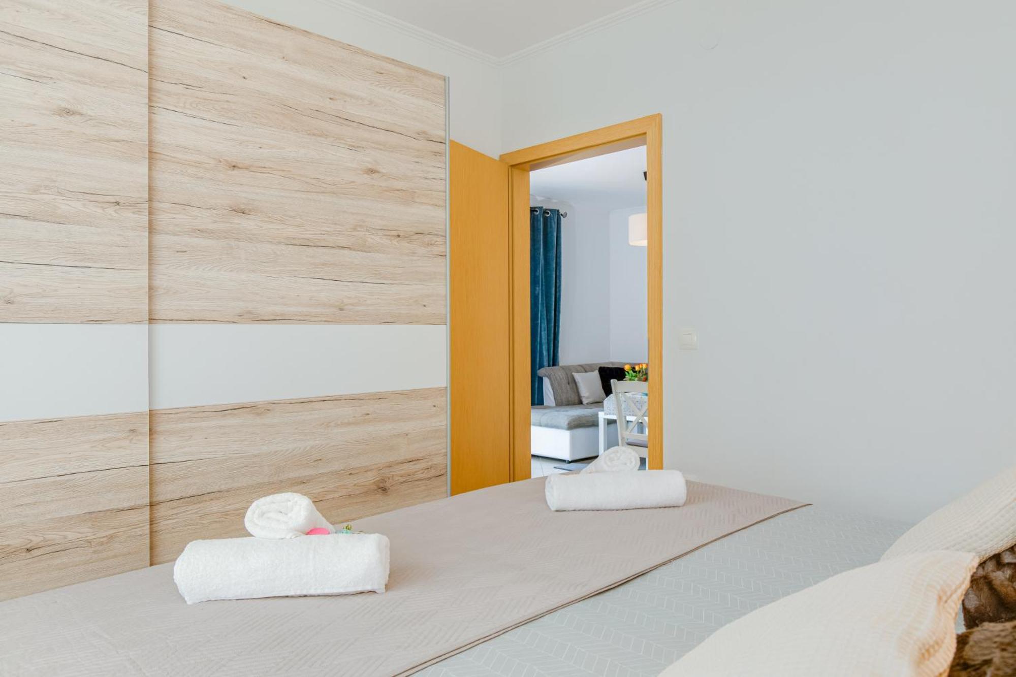 Apartment Soni A4 คิร์ก ภายนอก รูปภาพ