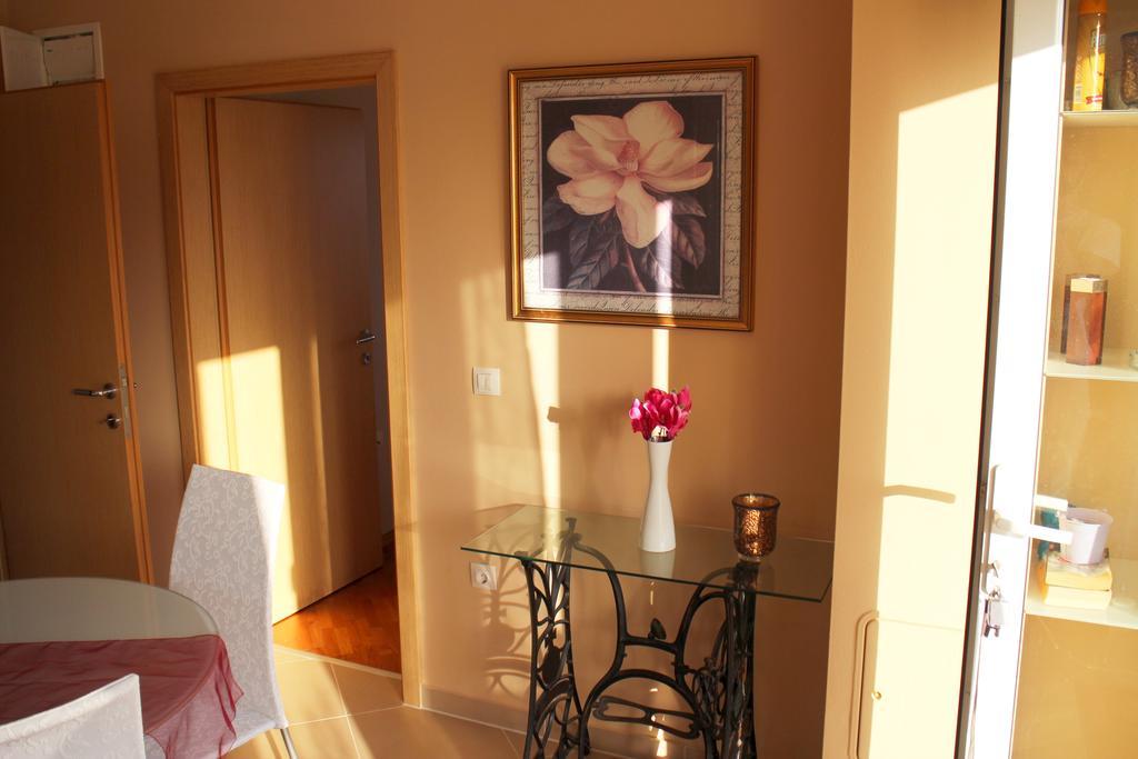Apartment Soni A4 คิร์ก ภายนอก รูปภาพ
