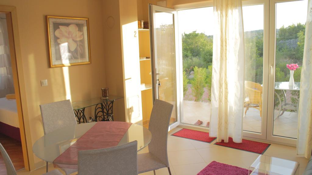 Apartment Soni A4 คิร์ก ภายนอก รูปภาพ