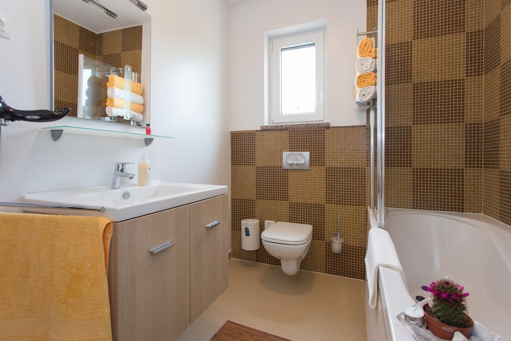 Apartment Soni A4 คิร์ก ภายนอก รูปภาพ